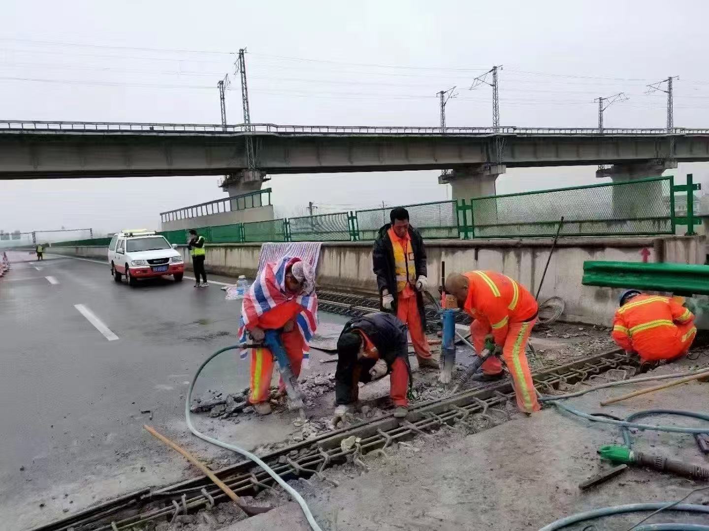 永城桥梁伸缩缝抢修料